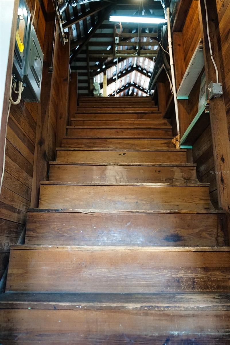 Image 17 of 26 For 146 Hernando Avenue