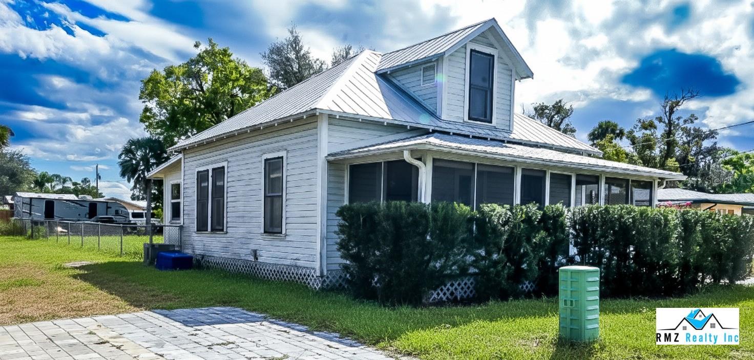 Image 3 of 26 For 146 Hernando Avenue