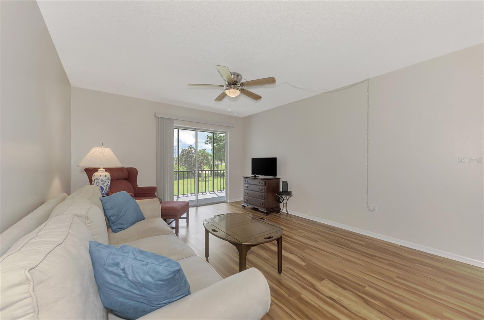 Image 11 of 40 For 102 Capri Isles Boulevard 206