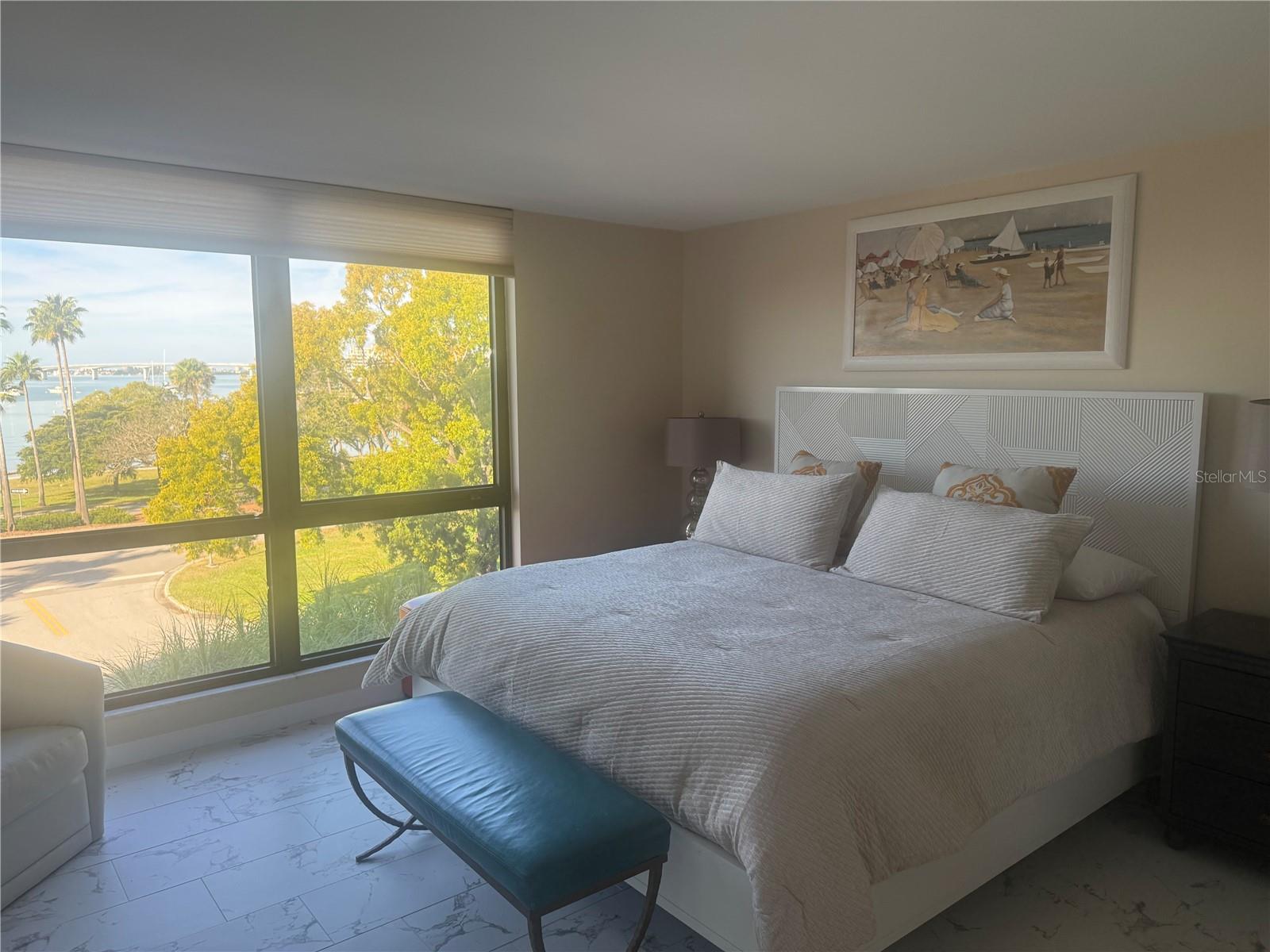 Image 13 of 35 For 707 Gulfstream Avenue 301