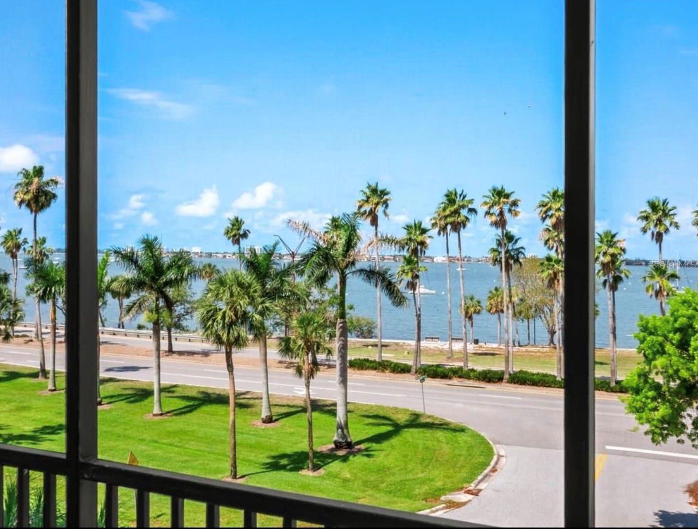 Image 20 of 35 For 707 Gulfstream Avenue 301