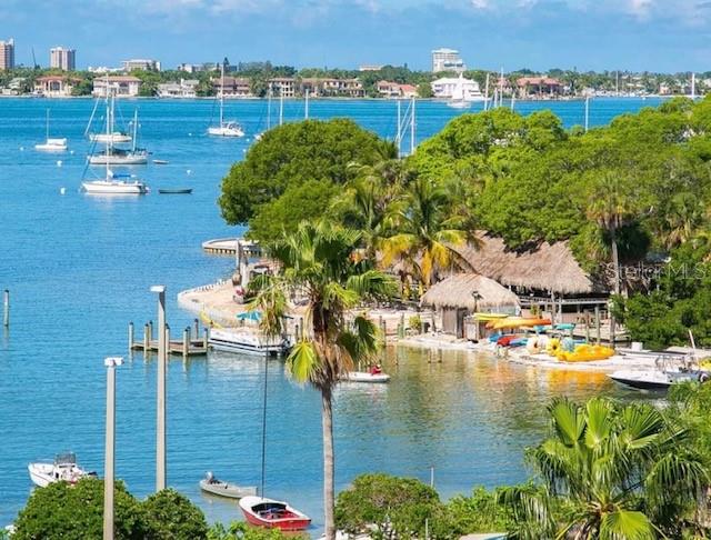 Image 32 of 35 For 707 Gulfstream Avenue 301