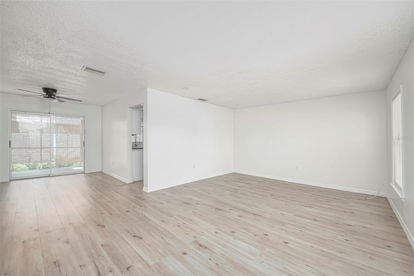 Image 3 of 25 For 478 Orange Drive Nw