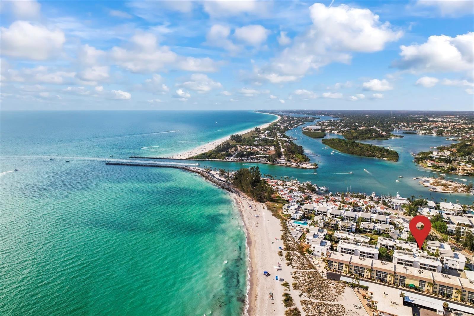 Image 22 of 25 For 1555 Tarpon Center Drive 135