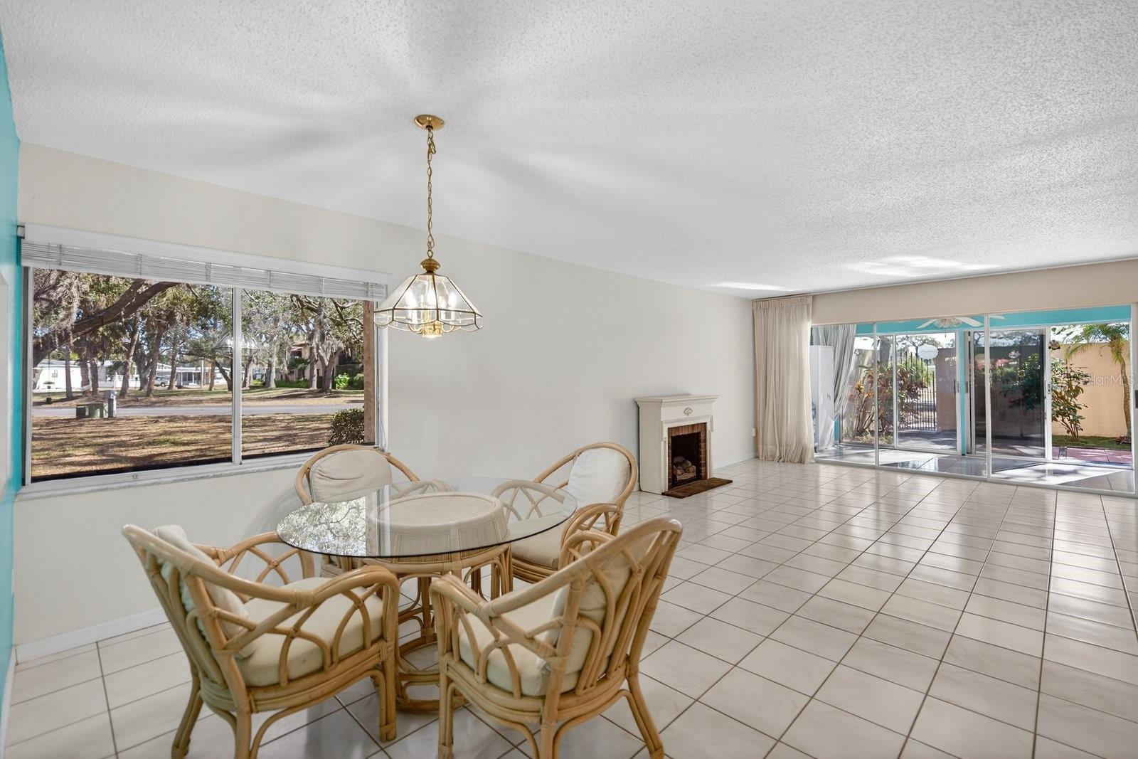 Image 3 of 33 For 1111 Faith Circle 1003