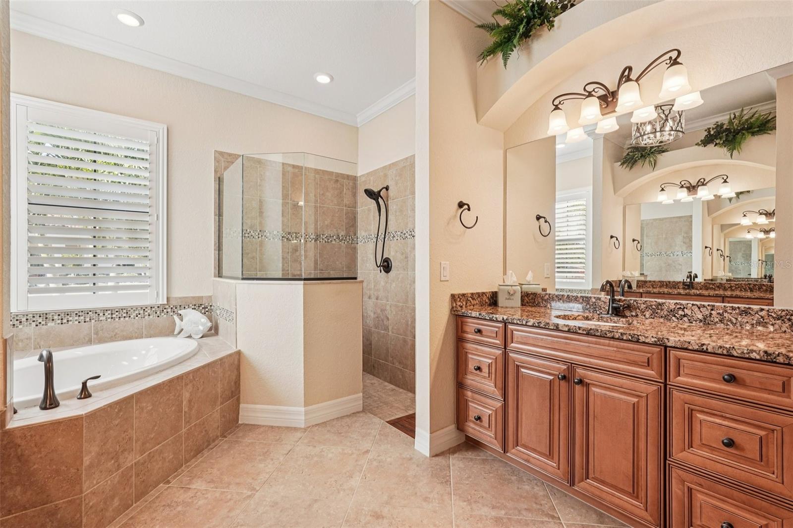 Image 32 of 87 For 20202 Cristoforo Place