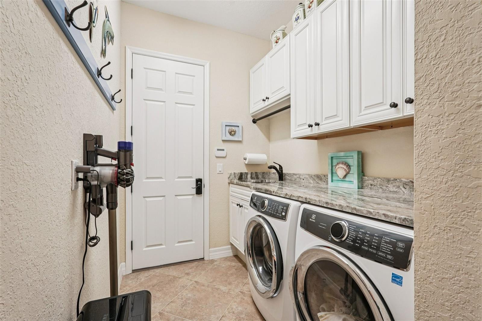 Image 45 of 87 For 20202 Cristoforo Place