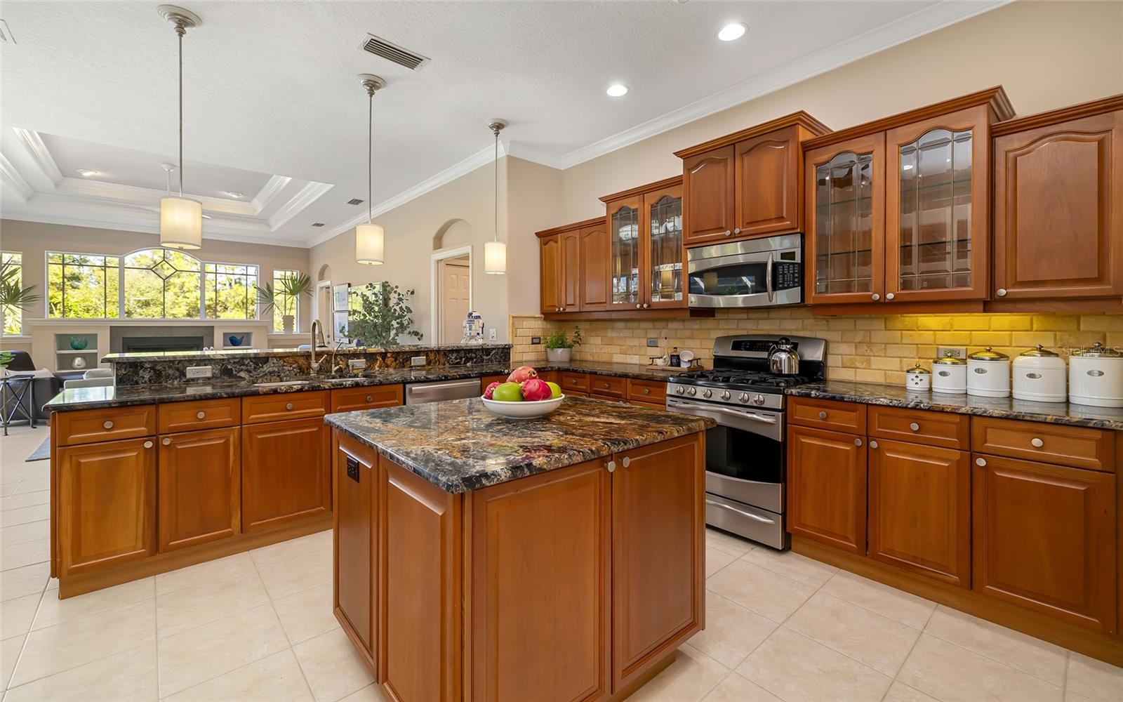 Image 19 of 50 For 9515 Royal Calcutta Place