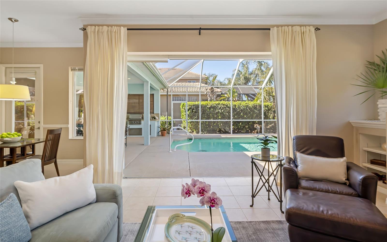 Image 22 of 50 For 9515 Royal Calcutta Place