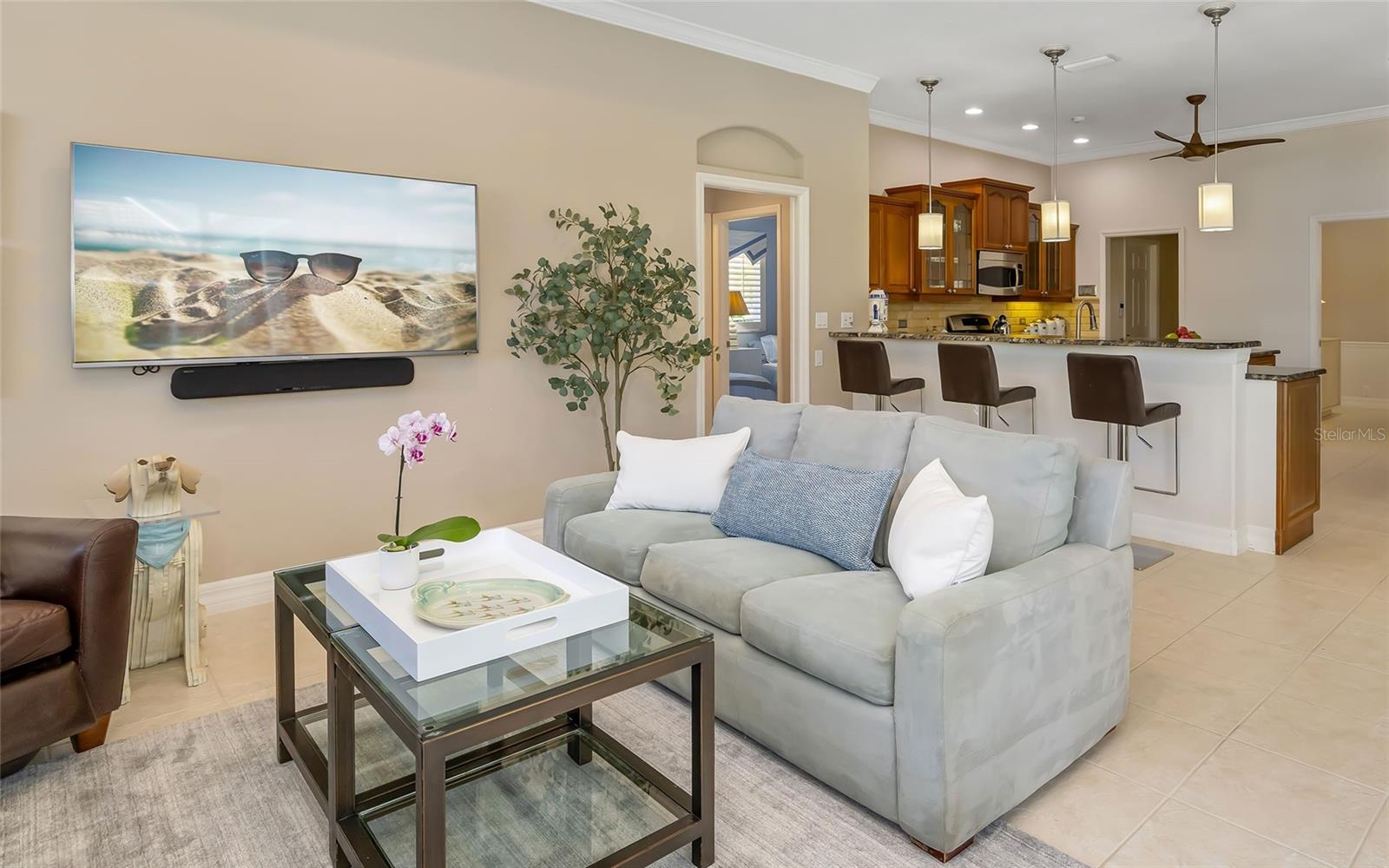 Image 23 of 50 For 9515 Royal Calcutta Place