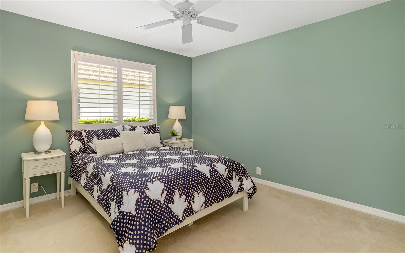 Image 33 of 50 For 9515 Royal Calcutta Place