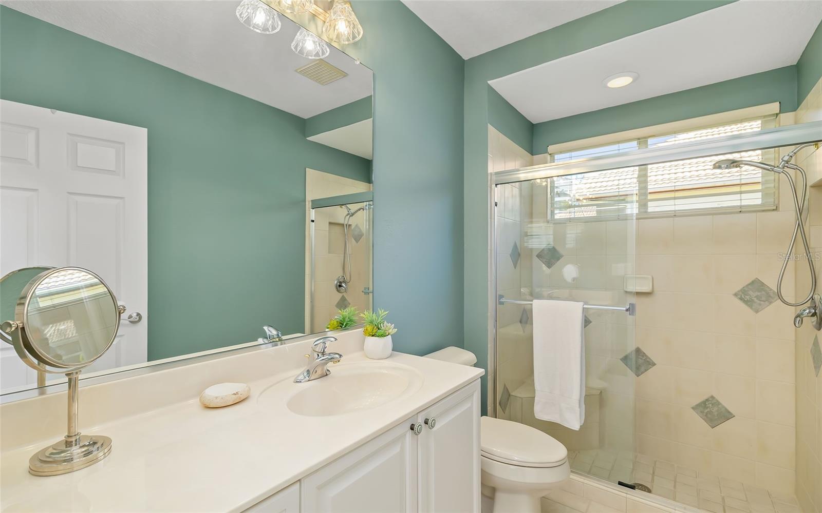 Image 34 of 50 For 9515 Royal Calcutta Place