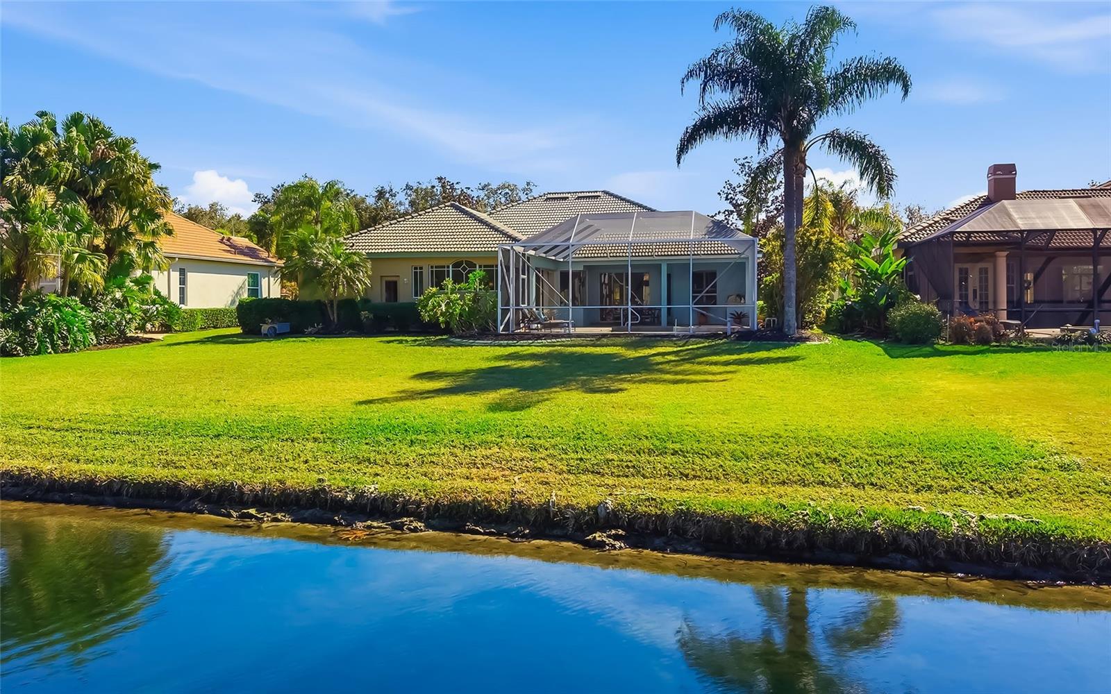 Image 42 of 50 For 9515 Royal Calcutta Place