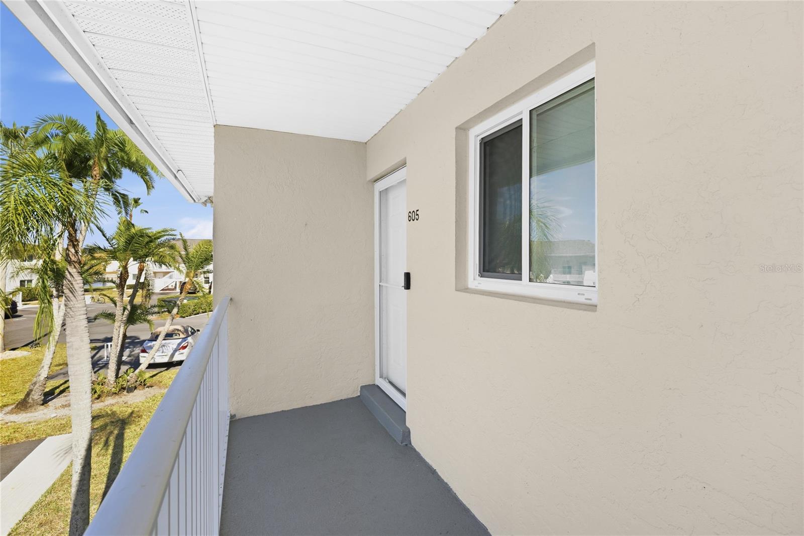 Image 16 of 33 For 12538 Kingsway Circle 605