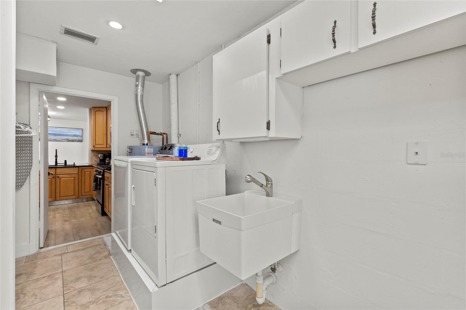 Image 16 of 24 For 7408 14th Avenue W