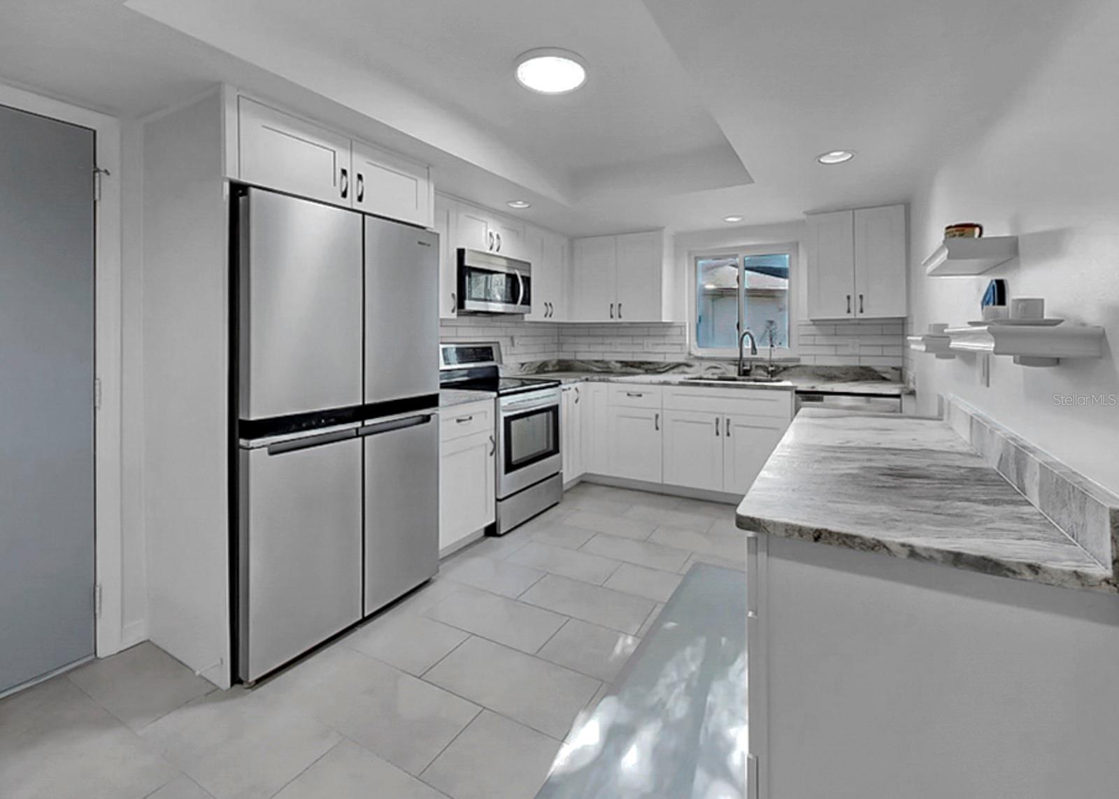 Image 17 of 48 For 2531 Lancaster Drive