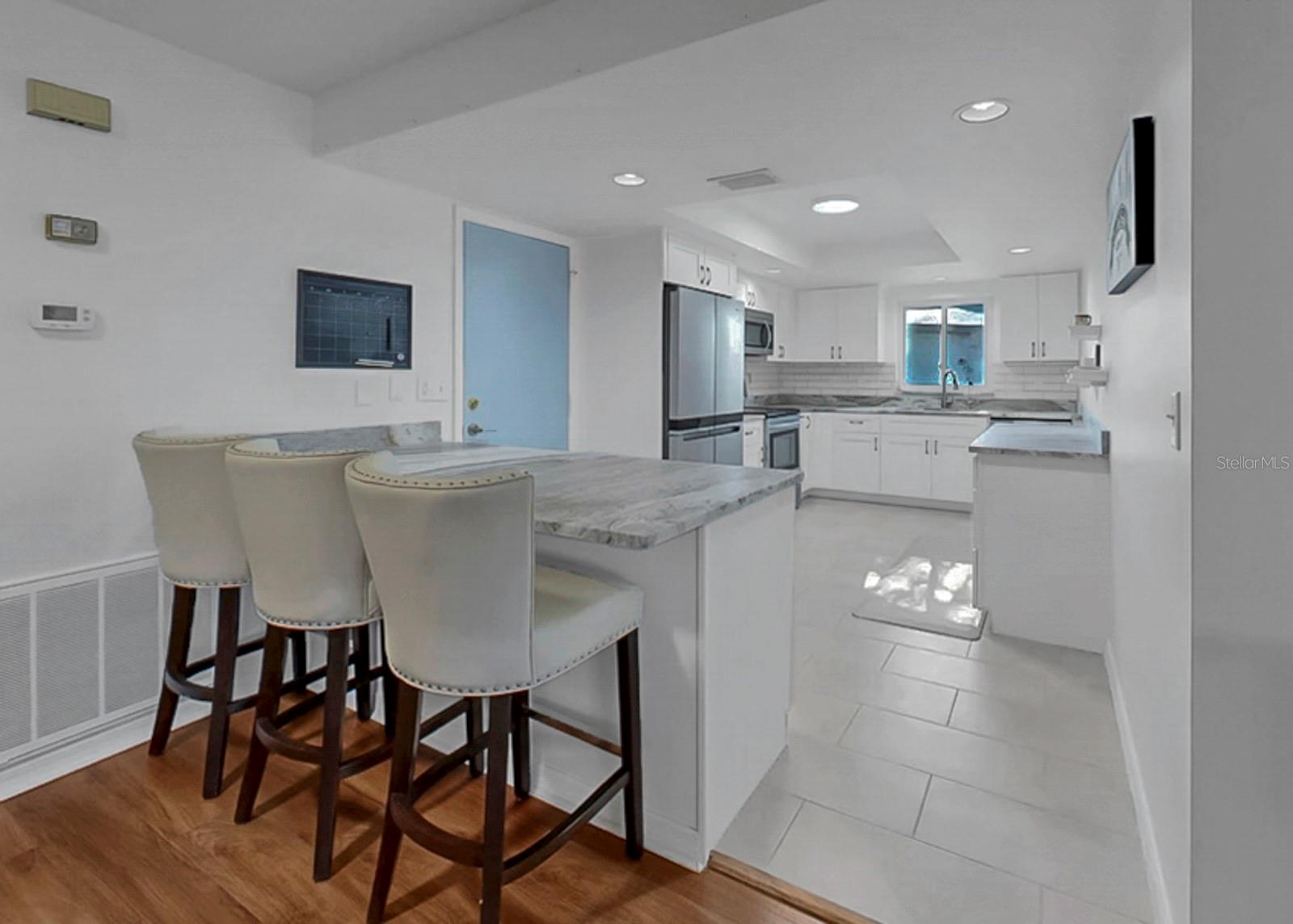 Image 18 of 48 For 2531 Lancaster Drive