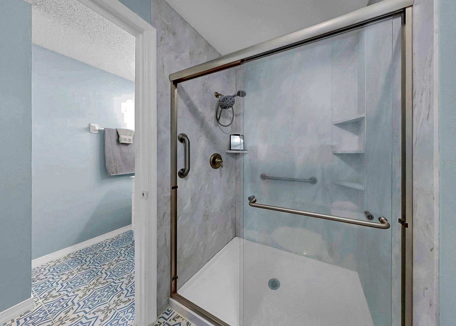 Image 30 of 48 For 2531 Lancaster Drive