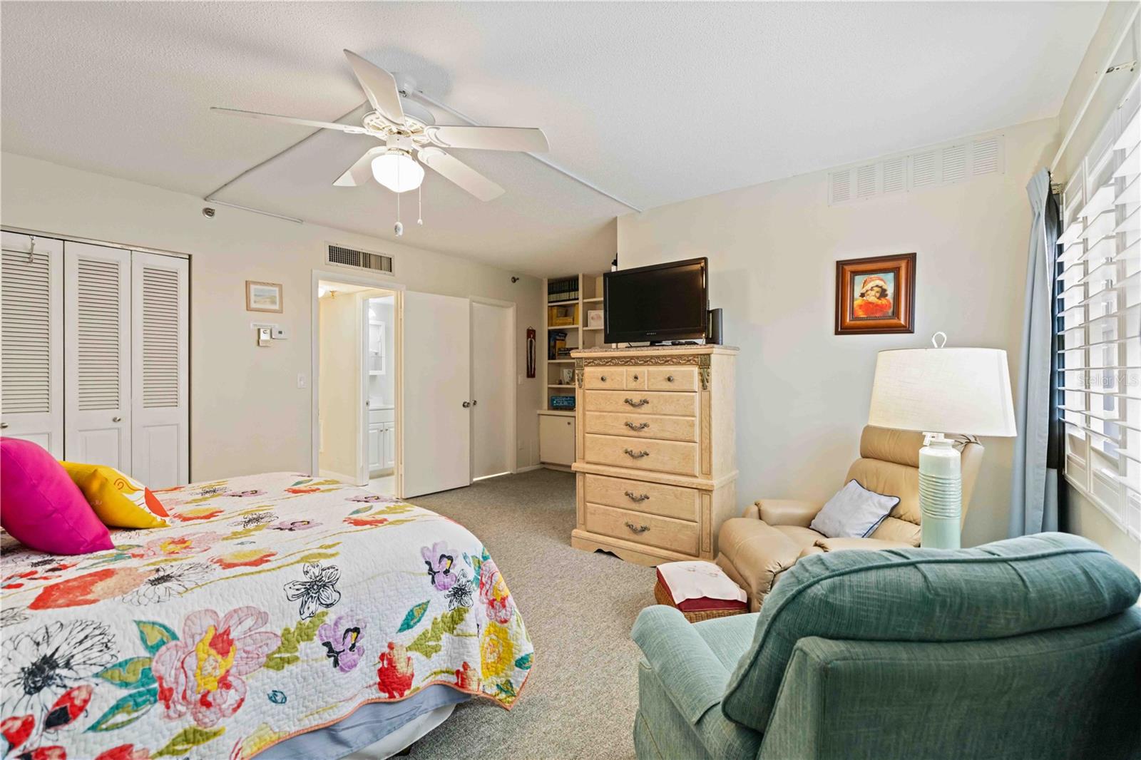 Image 16 of 31 For 244 Saint Augustine Avenue 104