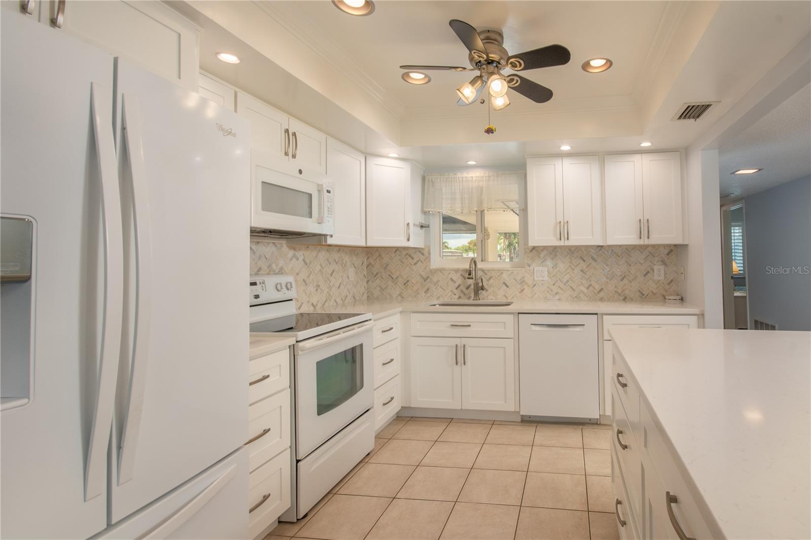 Image 13 of 28 For 3844 Blue Stone Way 73