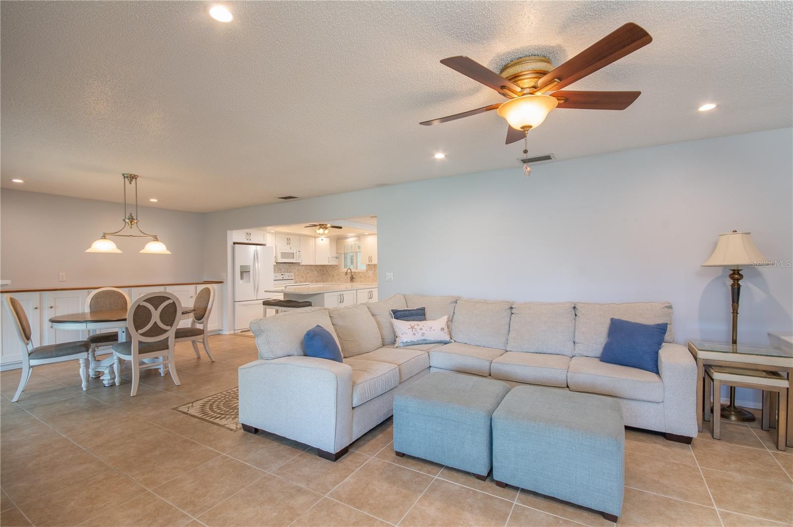 Image 2 of 28 For 3844 Blue Stone Way 73