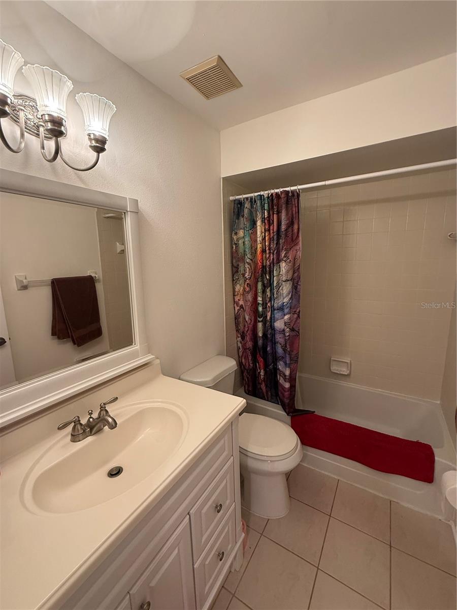 Image 16 of 18 For 259 Fenwick Drive 35