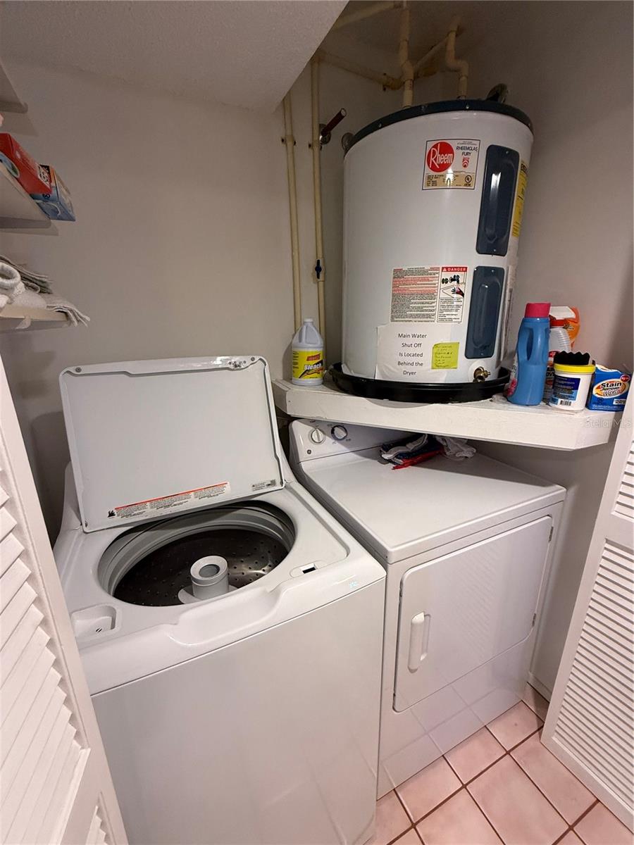 Image 17 of 18 For 259 Fenwick Drive 35