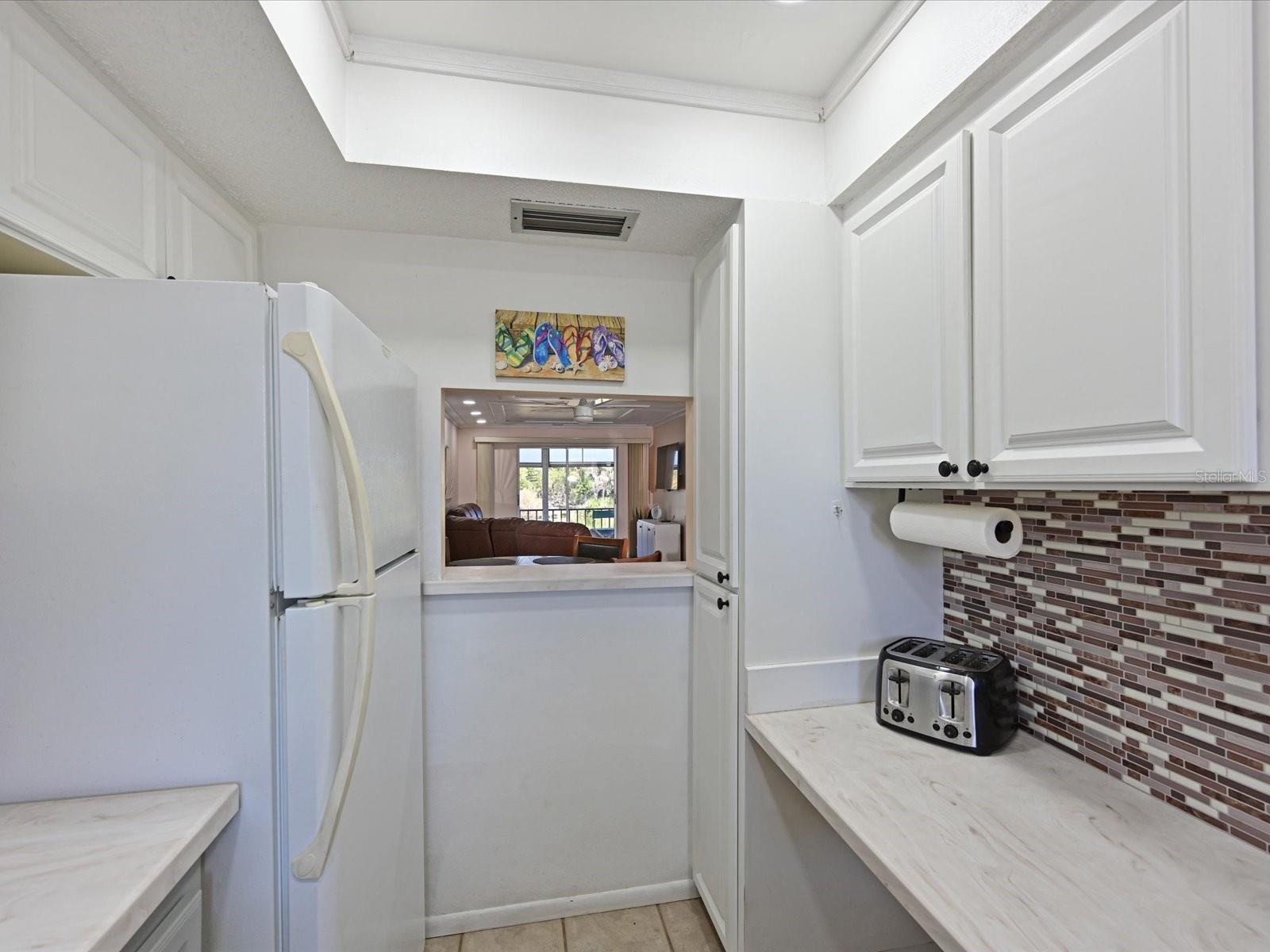 Image 16 of 50 For 3563 Lake Bayshore Drive J206