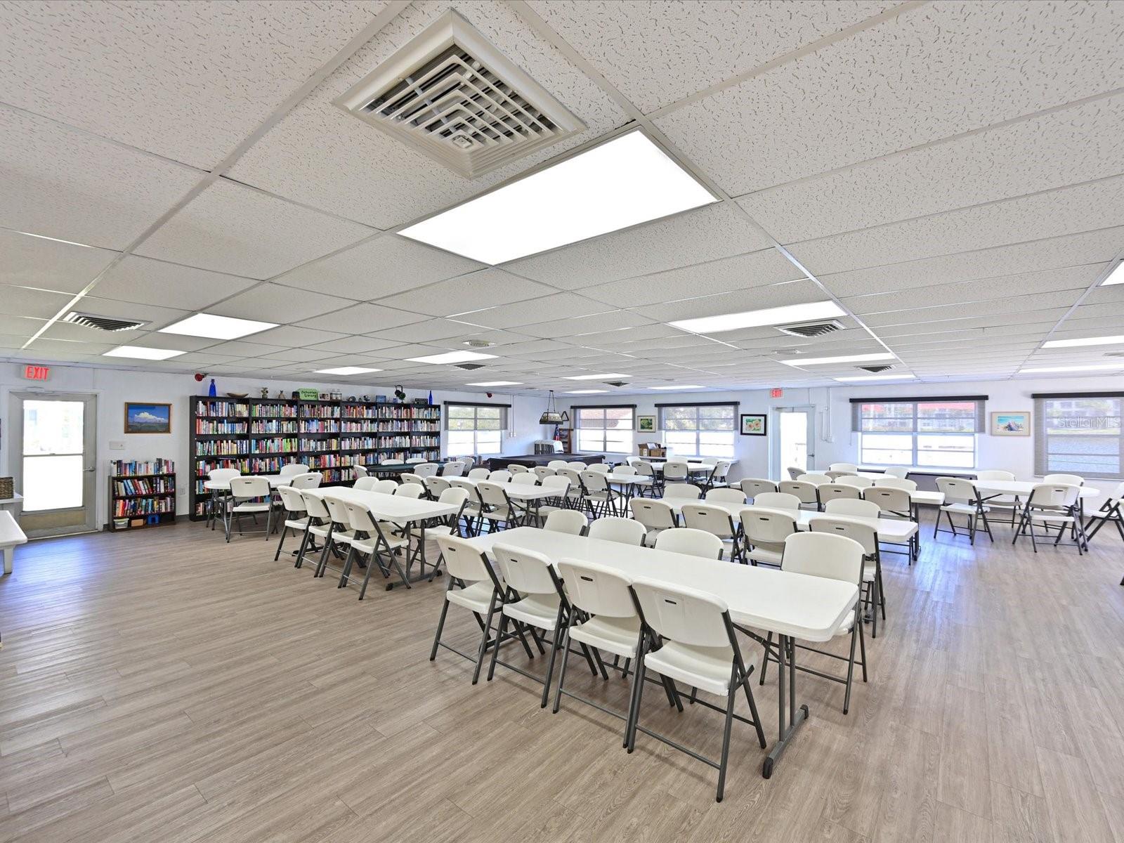 Image 30 of 50 For 3563 Lake Bayshore Drive J206