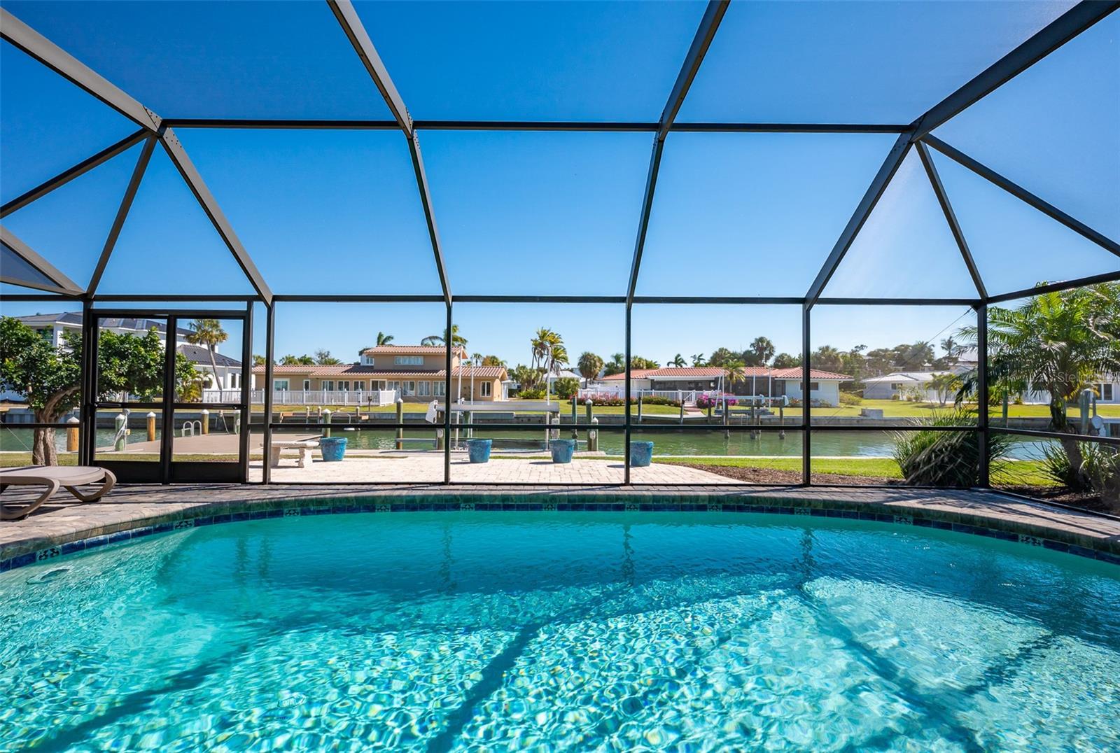 Image 40 of 62 For 548 Gunwale Lane