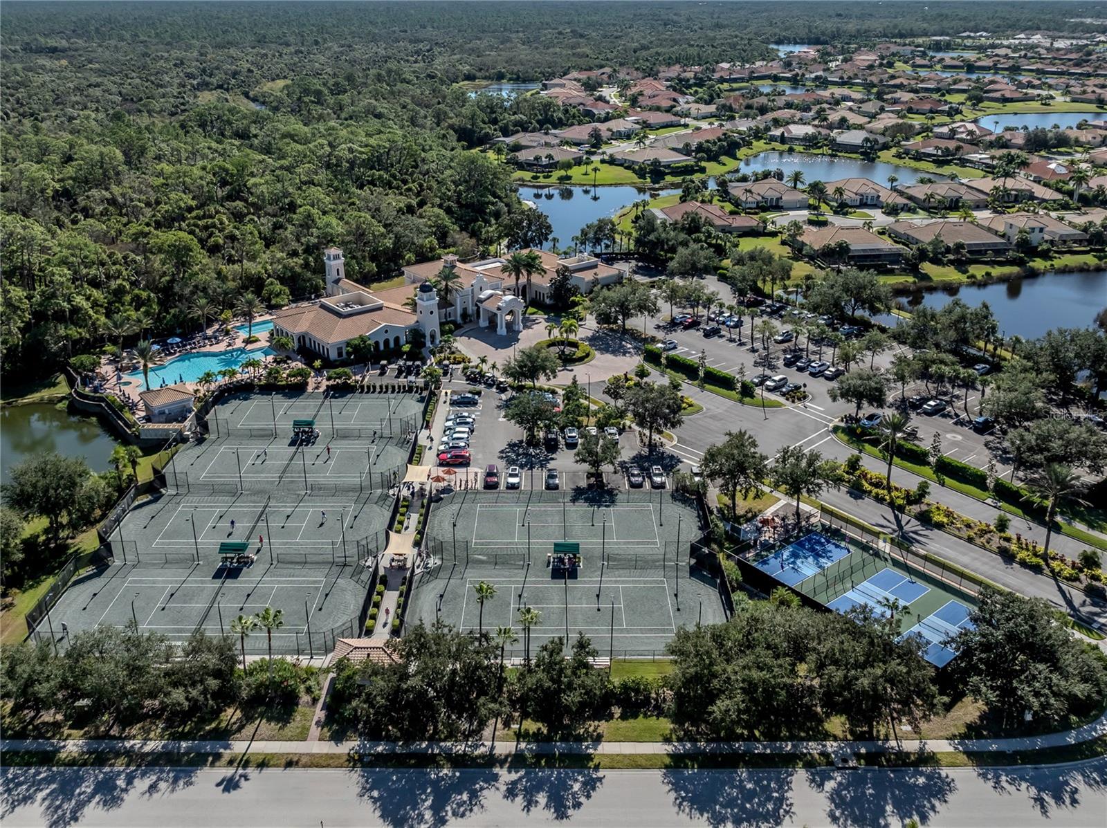 Image 44 of 73 For 238 Montelluna Drive