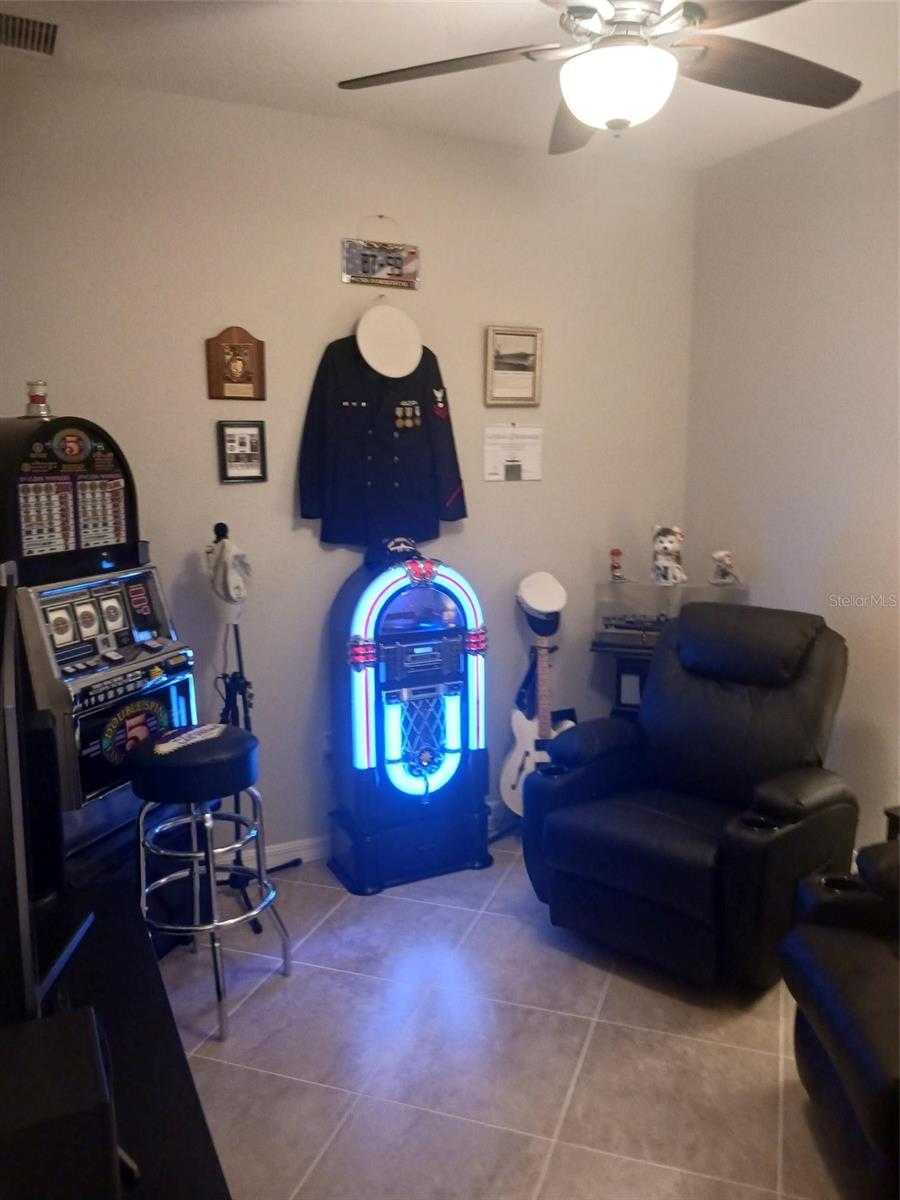 Image 22 of 30 For 20844 Cattail Boulevard