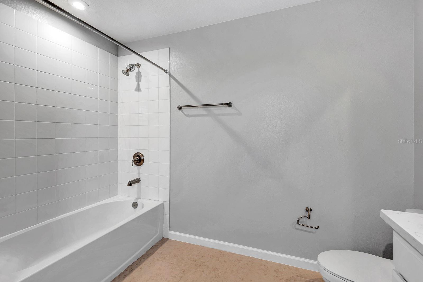 Image 19 of 63 For 11981 Sky Acres Terrace