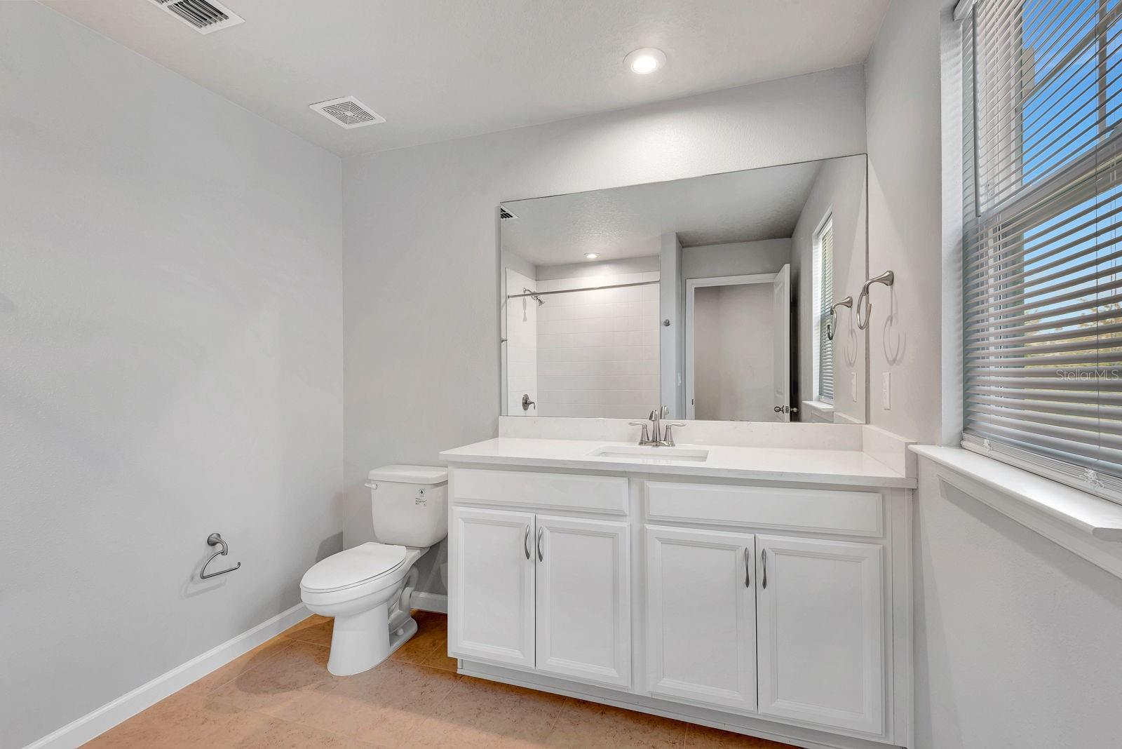 Image 20 of 63 For 11981 Sky Acres Terrace