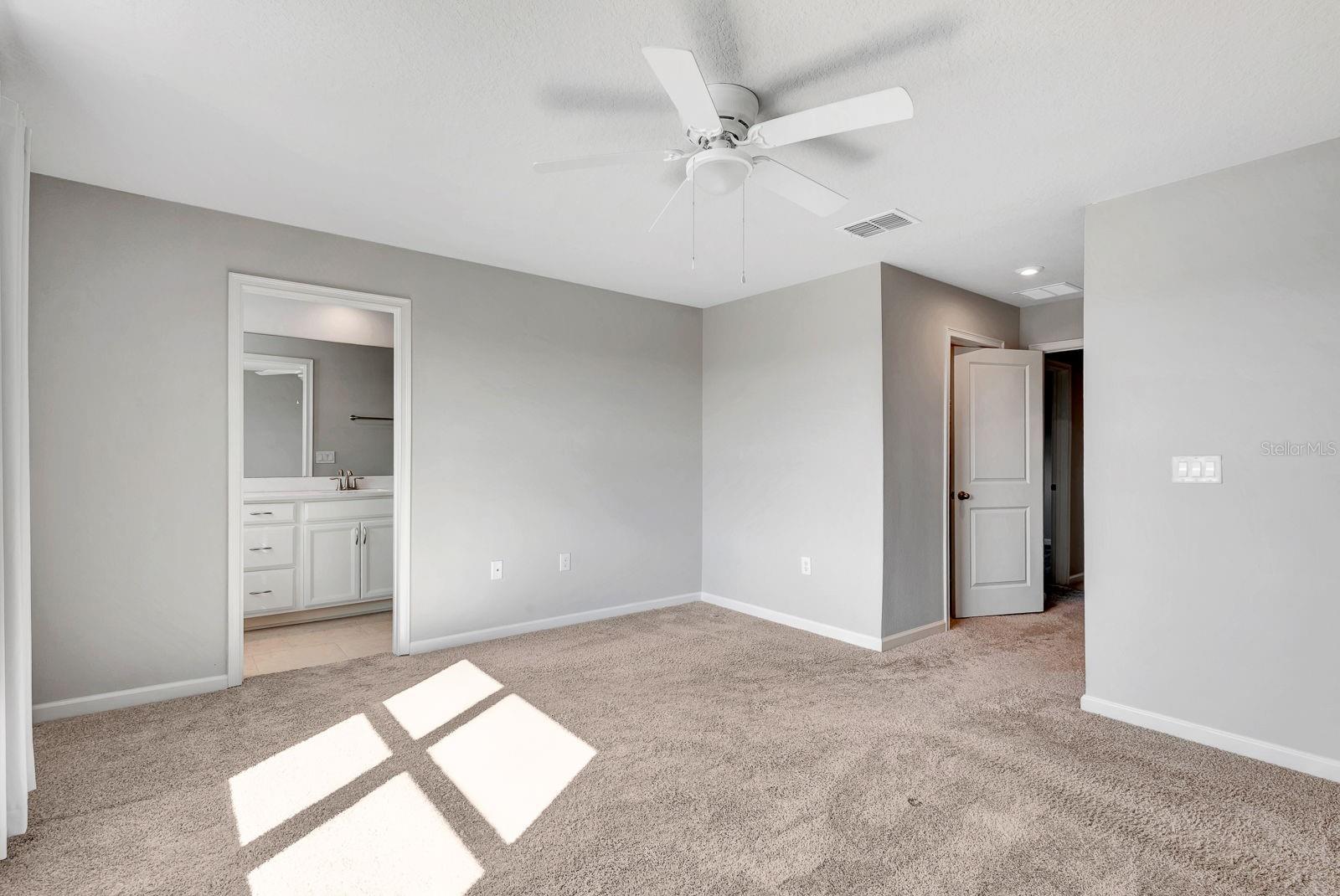 Image 33 of 63 For 11981 Sky Acres Terrace