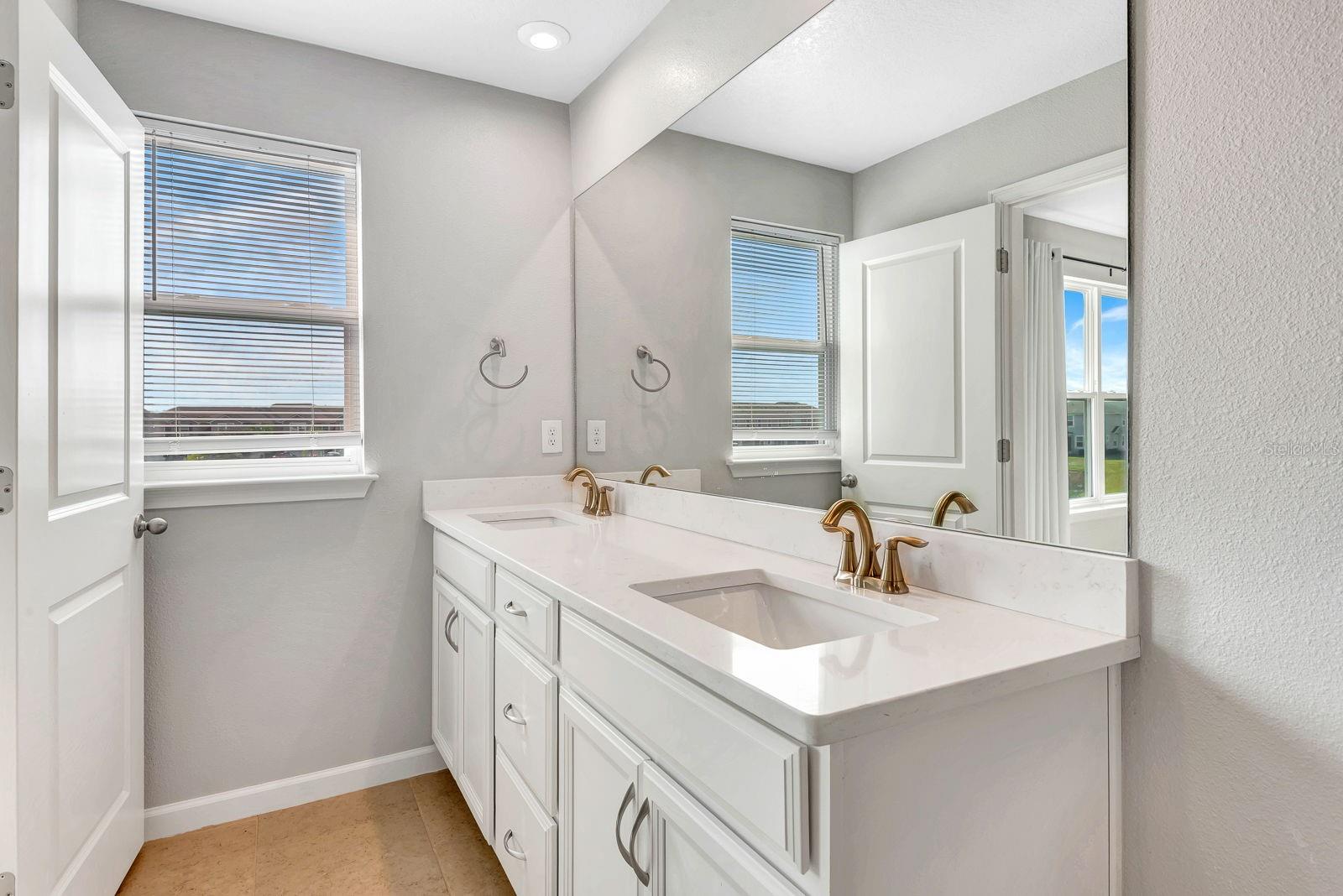 Image 35 of 63 For 11981 Sky Acres Terrace