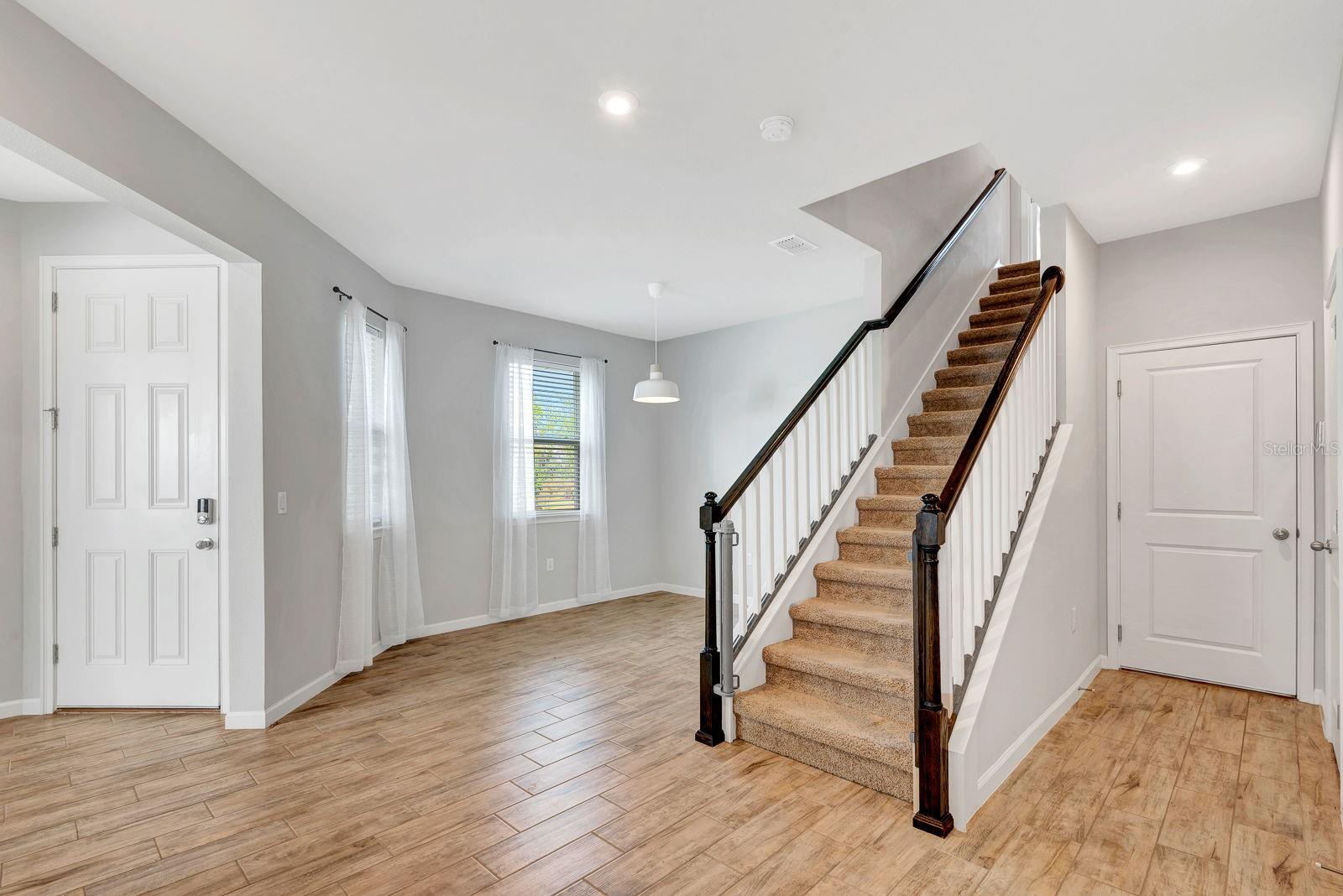 Image 4 of 63 For 11981 Sky Acres Terrace