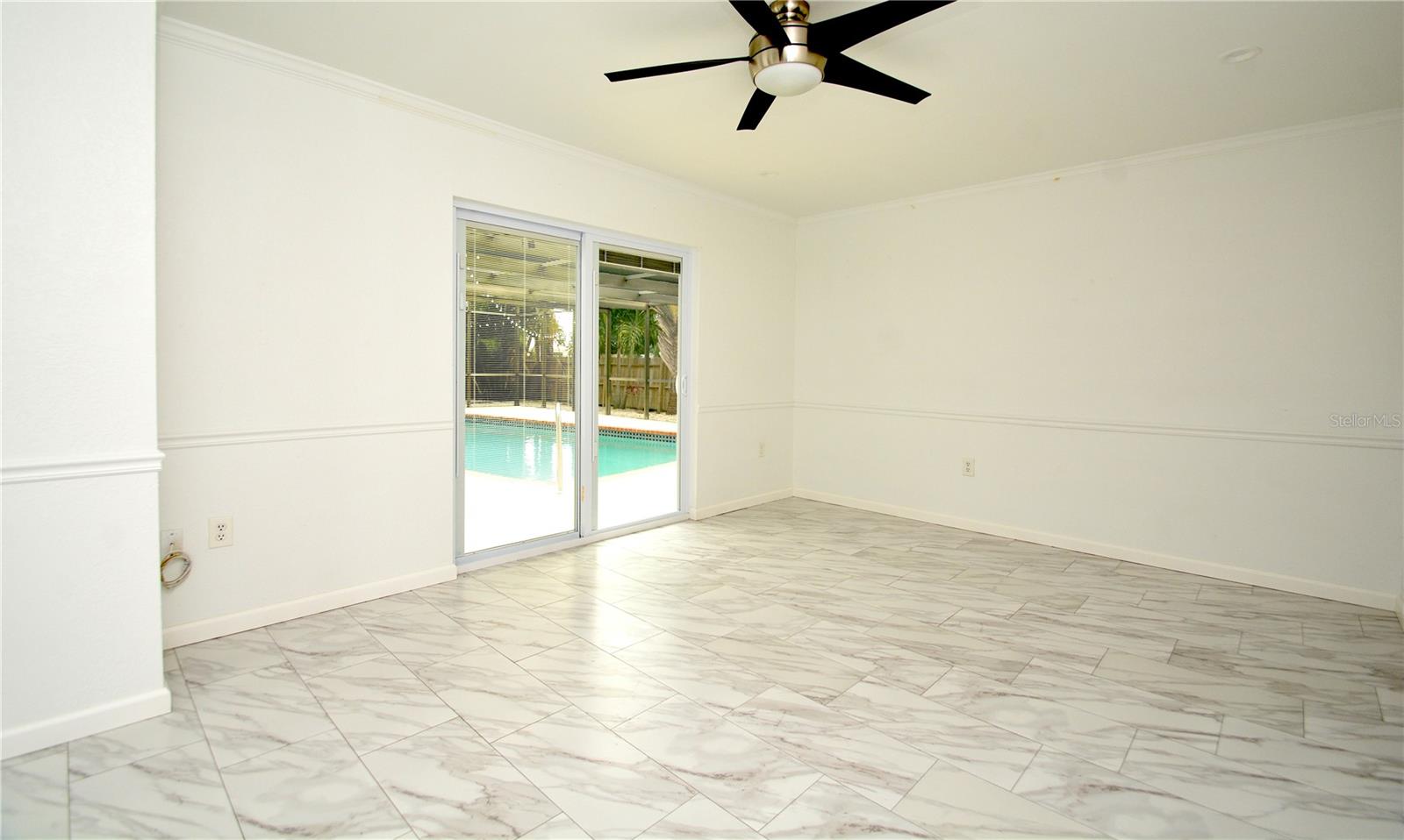 Image 7 of 34 For 1313 Mango Avenue