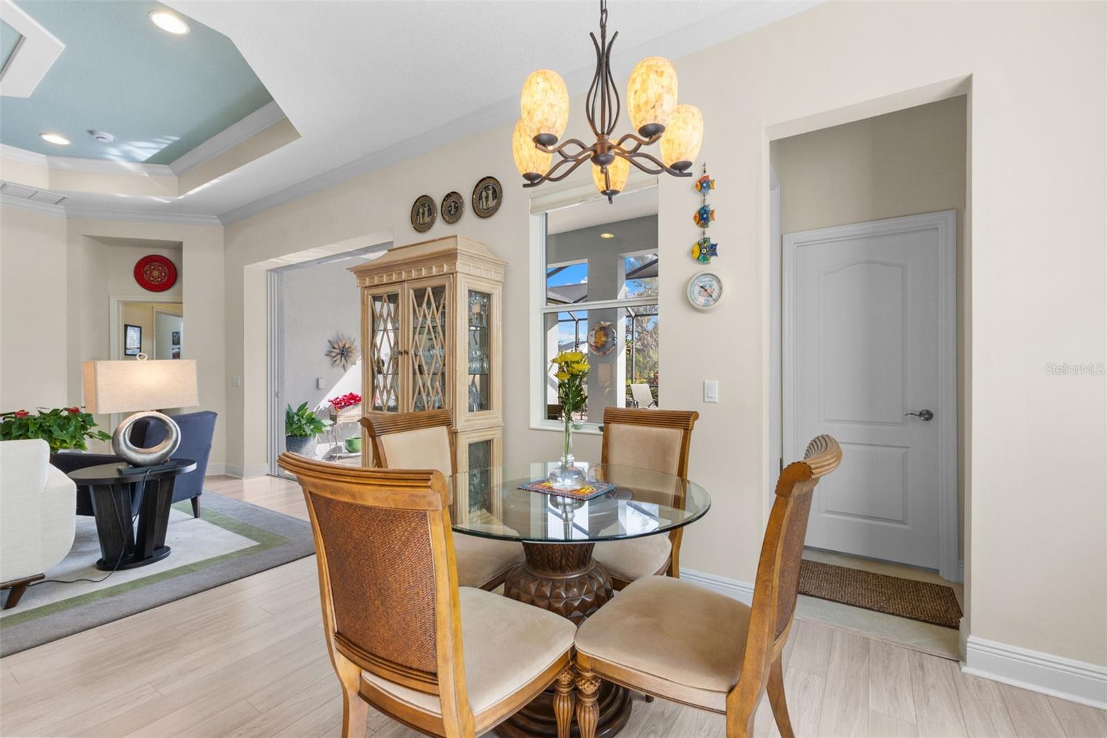 Image 15 of 49 For 6343 Laurel Wood Run