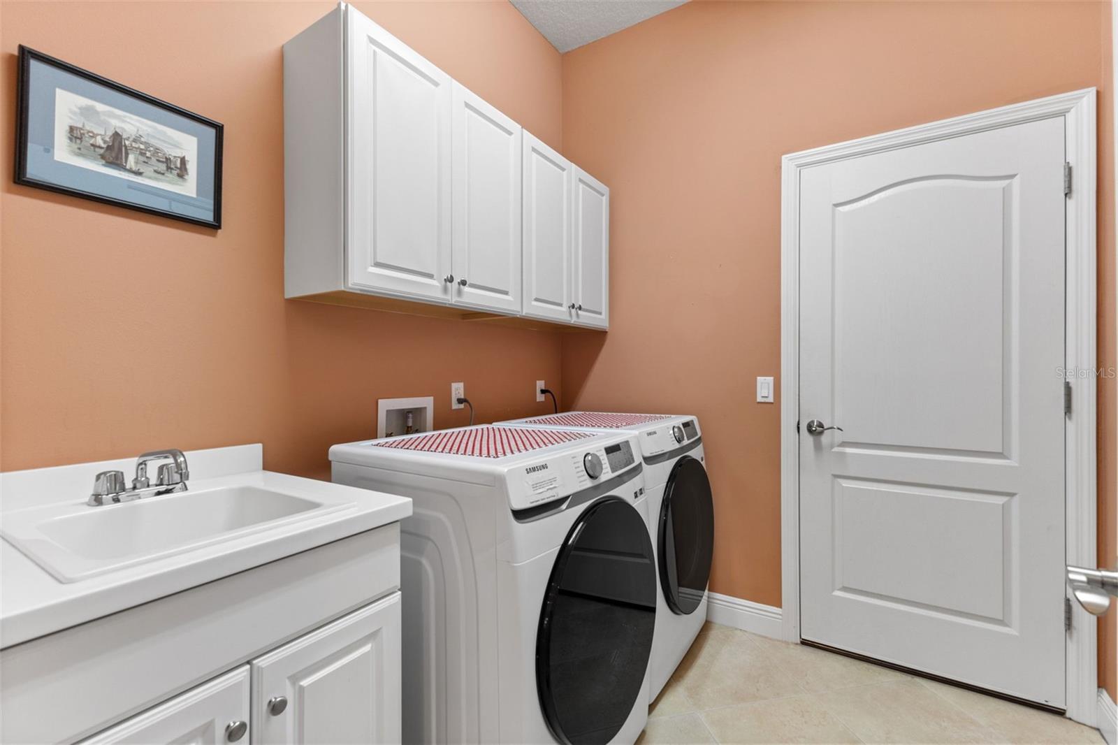 Image 39 of 49 For 6343 Laurel Wood Run