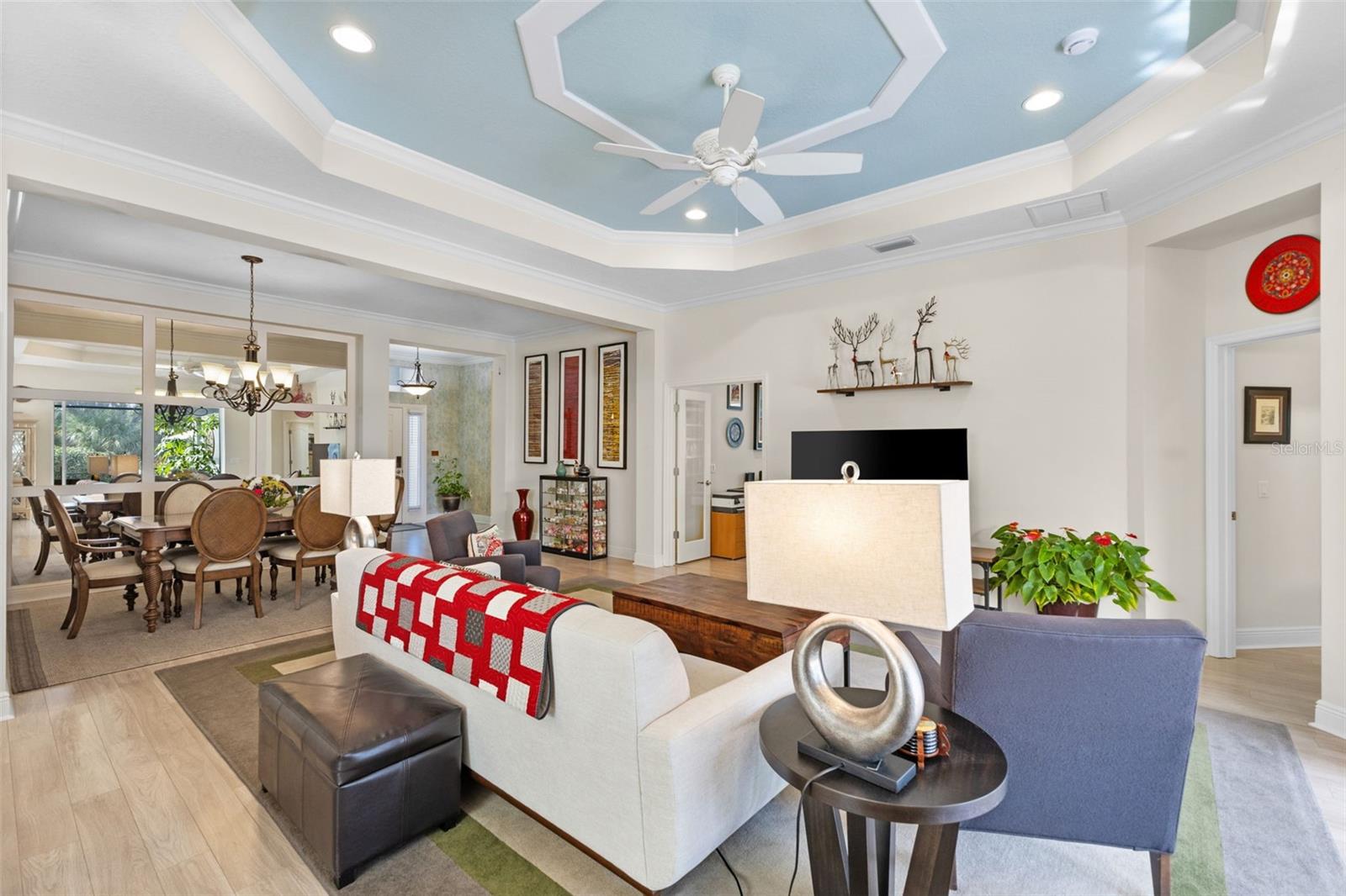 Image 9 of 49 For 6343 Laurel Wood Run