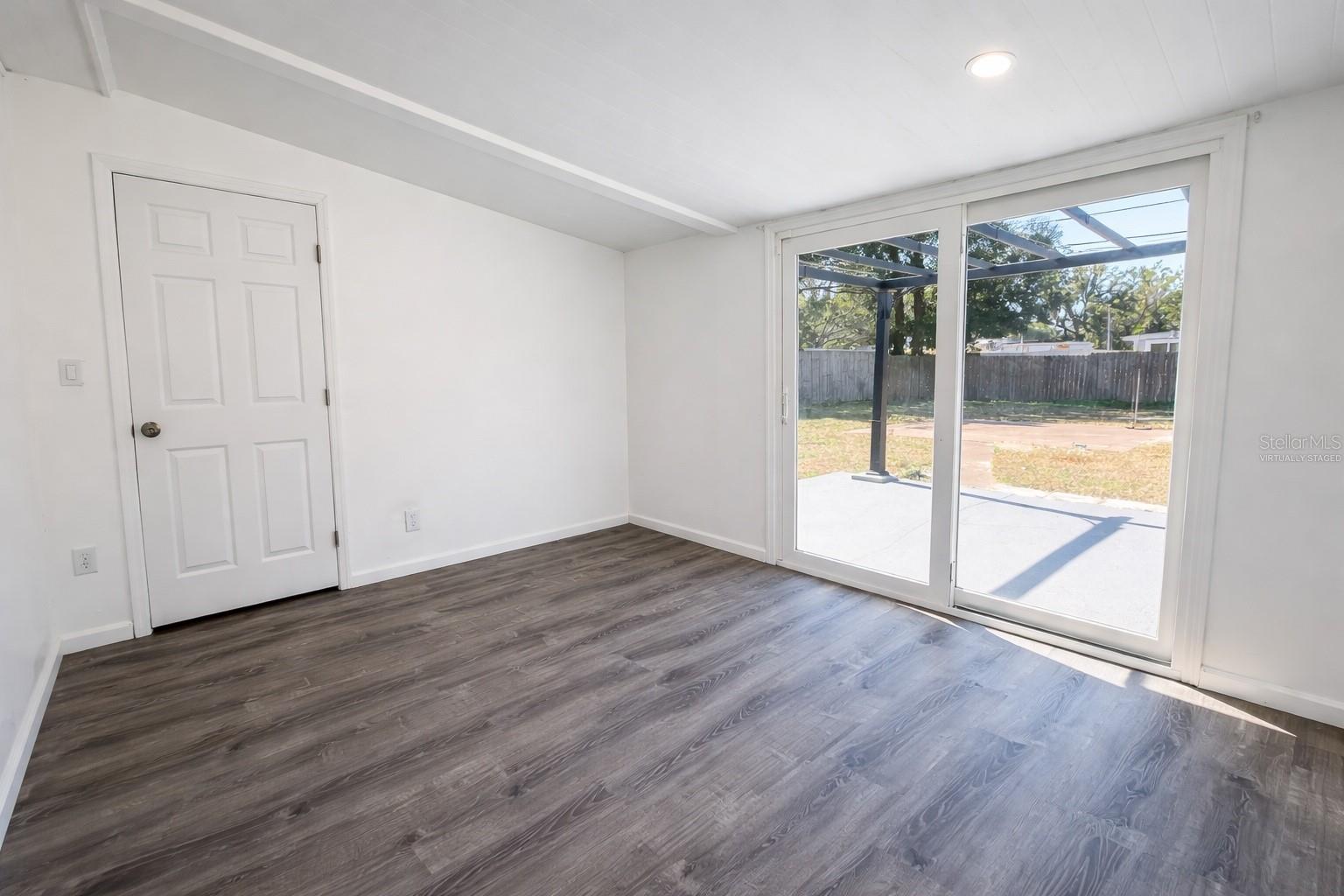 Image 13 of 17 For 6000 Dr Martin Luther King Jr Street N