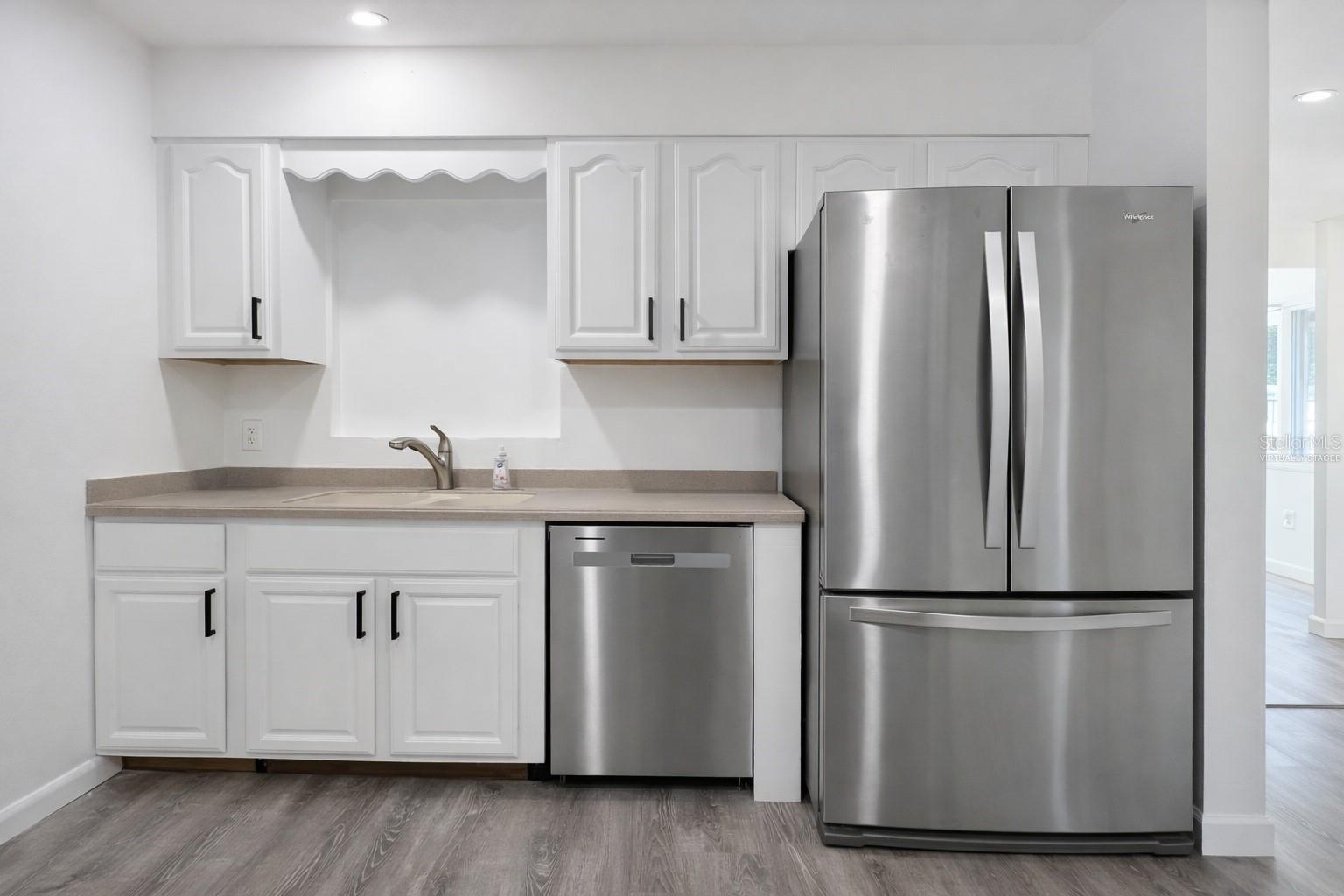 Image 4 of 17 For 6000 Dr Martin Luther King Jr Street N