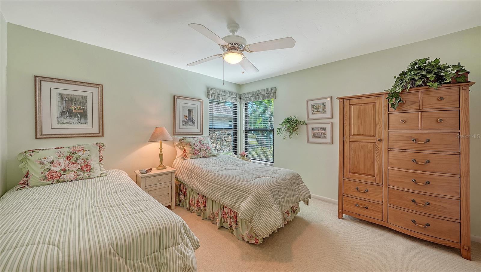 Image 34 of 59 For 3941 Prairie Dunes Drive