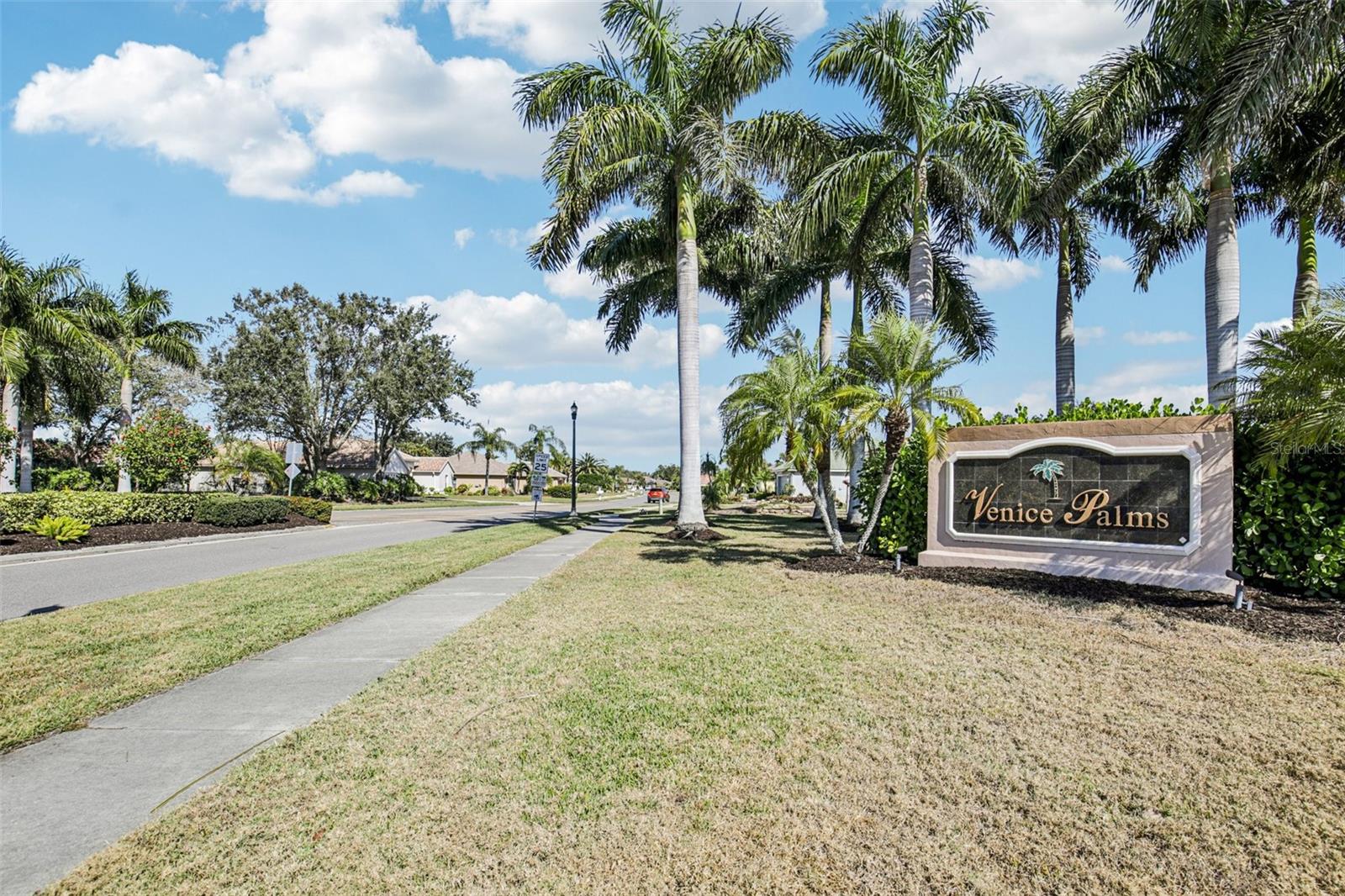 Image 25 of 30 For 155 Coco Palm Drive