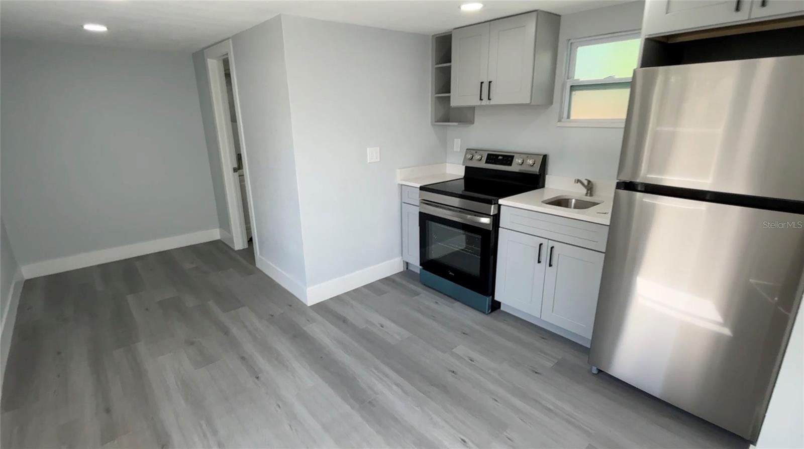 Image 2 of 12 For 2105 Allendale Avenue A