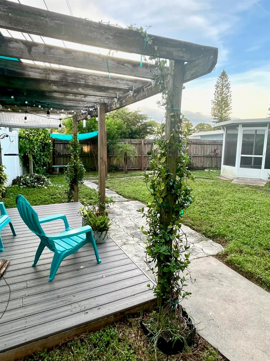 Image 15 of 15 For 10595 104th Avenue