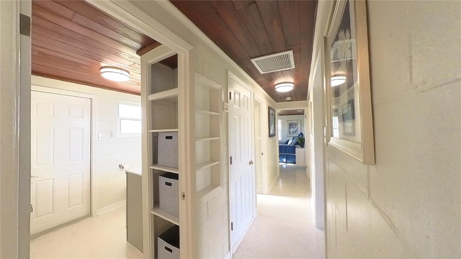 Image 16 of 41 For 511 Dona Drive