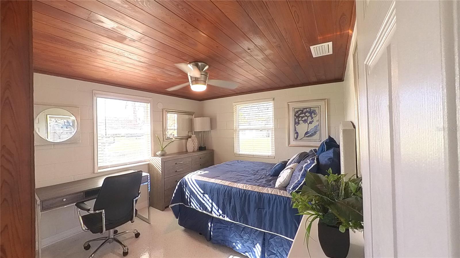 Image 20 of 41 For 511 Dona Drive