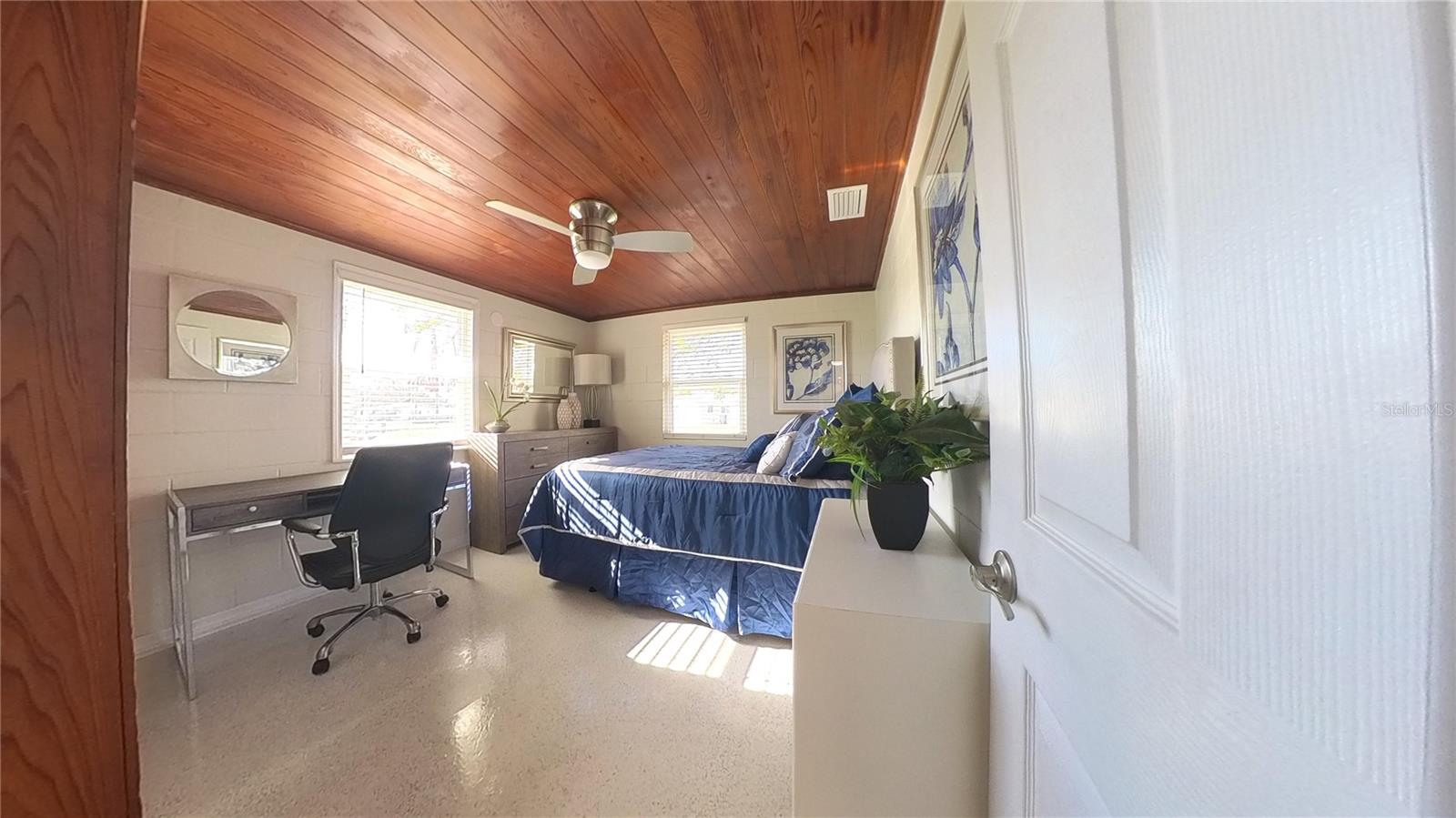 Image 21 of 41 For 511 Dona Drive